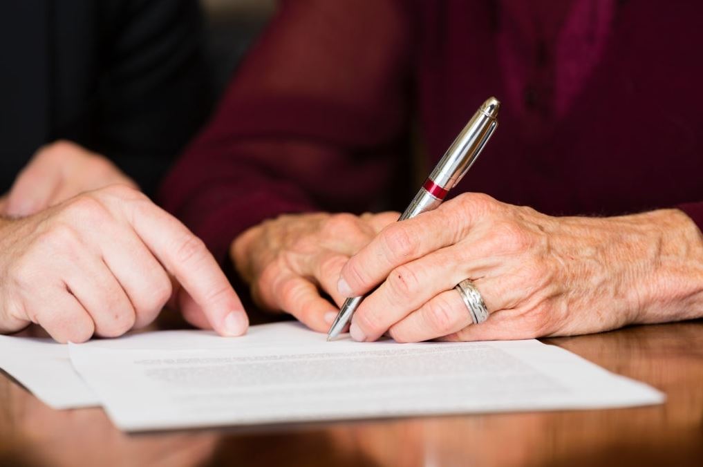 El seguro de decesos cubre la lápida qué es un testamento