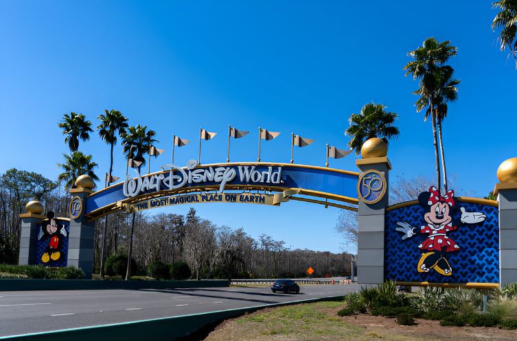 Una mujer muere en Disney